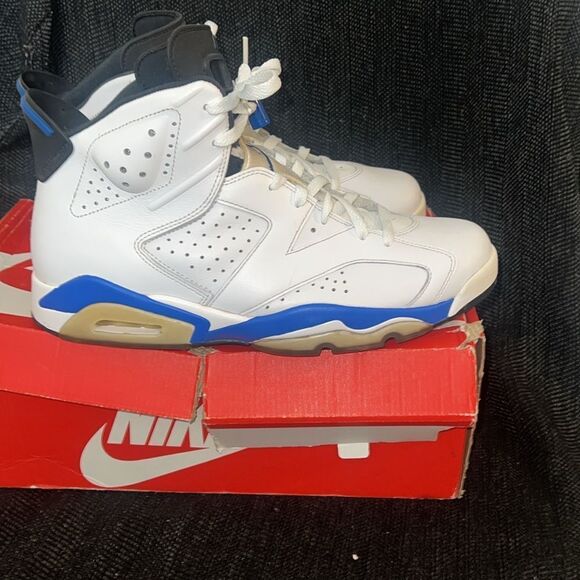 Air Jordan Retro 6 blue white main image 7